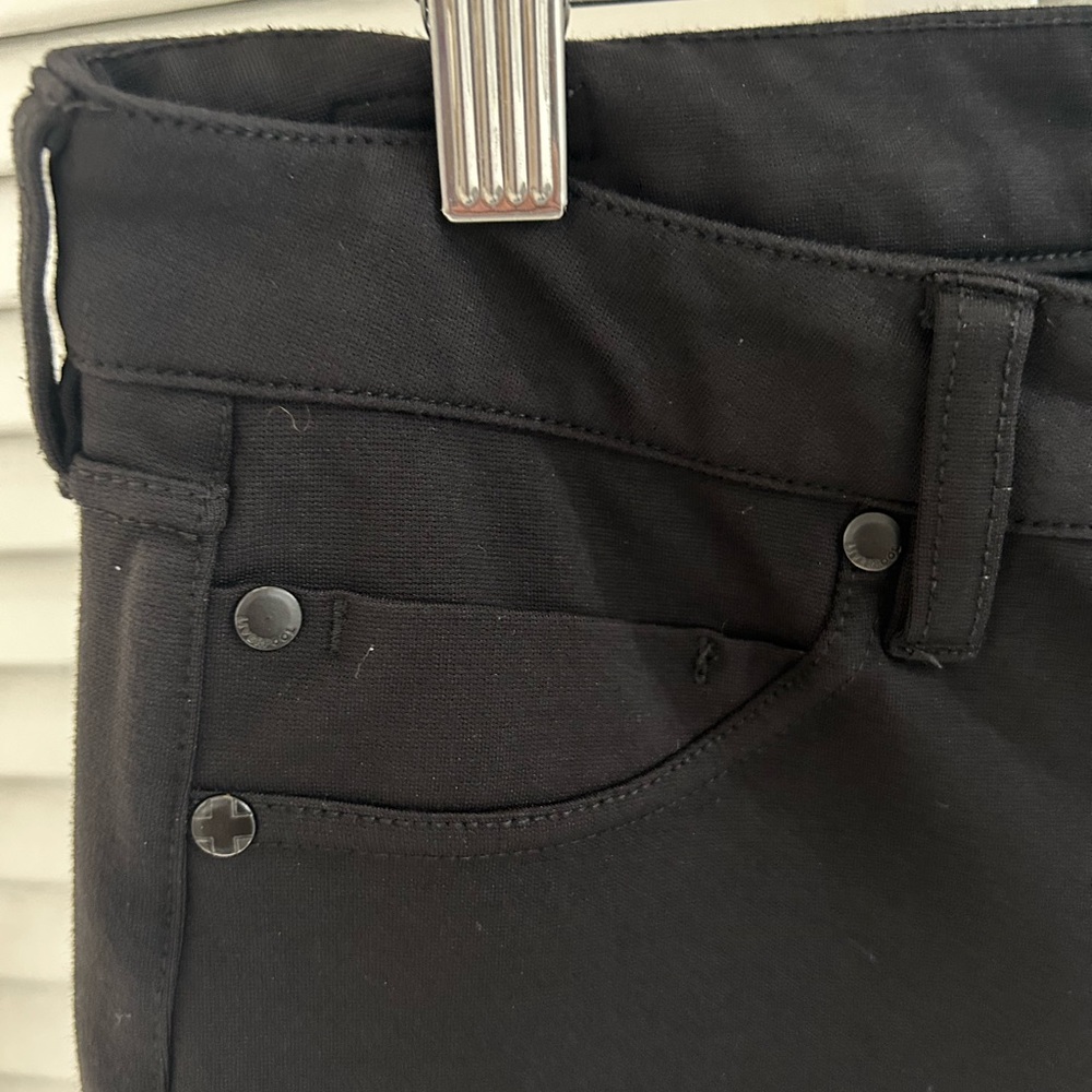 Liverpool Black Skinny Stretch Pants - Picture 6 of 10